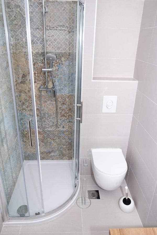 Apartman Leona 4*, Kantrida Рийека Екстериор снимка