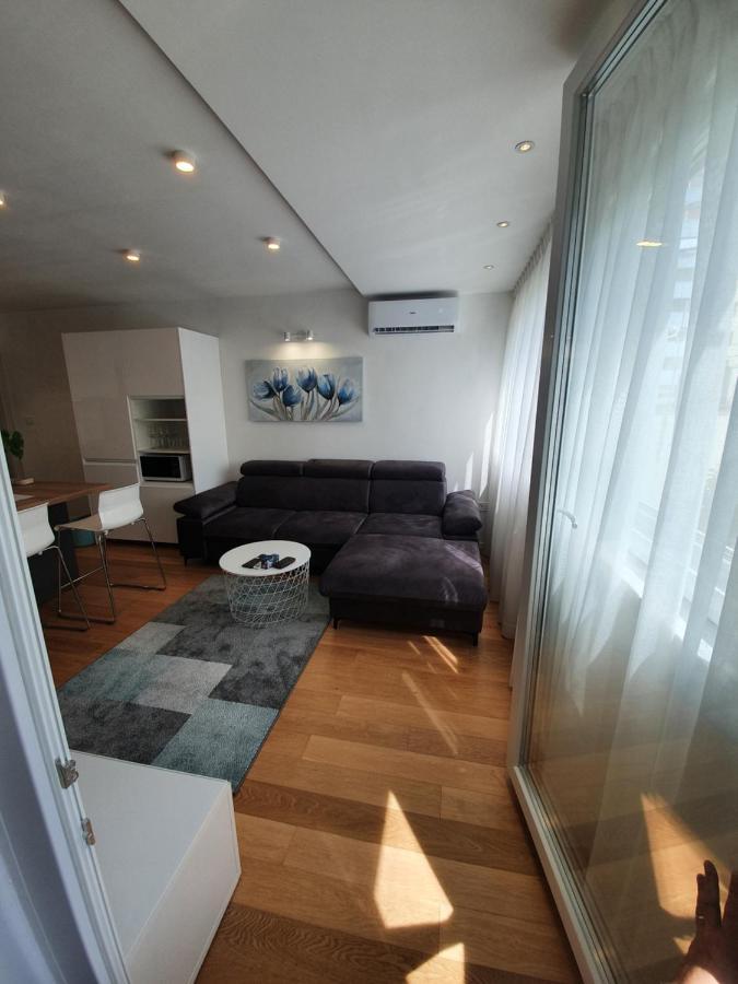 Apartman Leona 4*, Kantrida Рийека Екстериор снимка