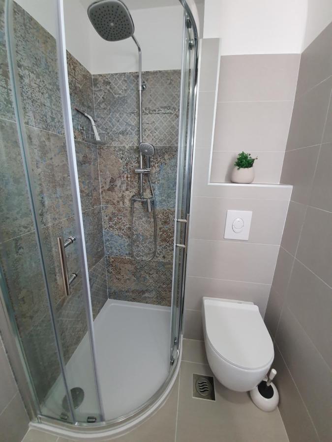 Apartman Leona 4*, Kantrida Рийека Екстериор снимка