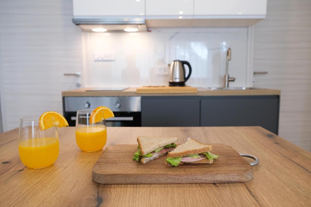 Apartman Leona 4*, Kantrida Рийека Екстериор снимка