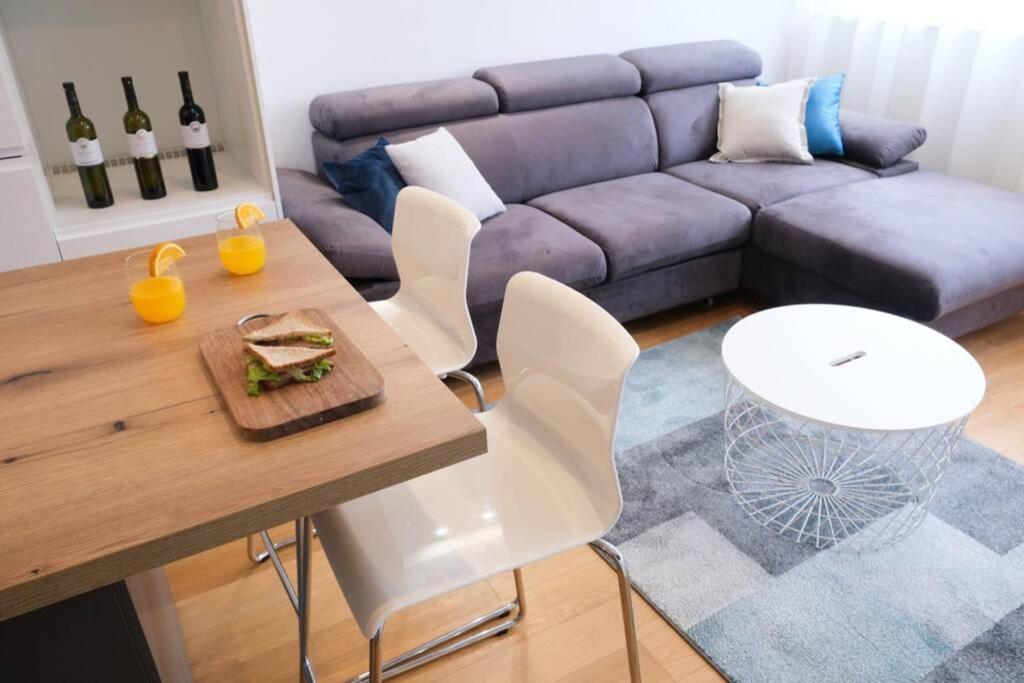Apartman Leona 4*, Kantrida Рийека Екстериор снимка