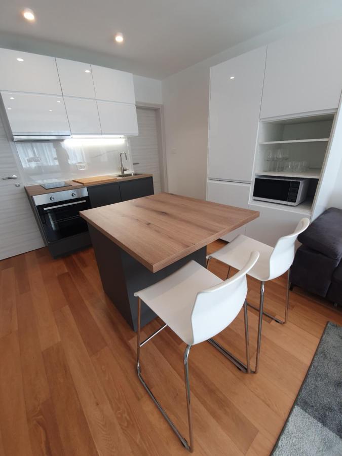 Apartman Leona 4*, Kantrida Рийека Екстериор снимка
